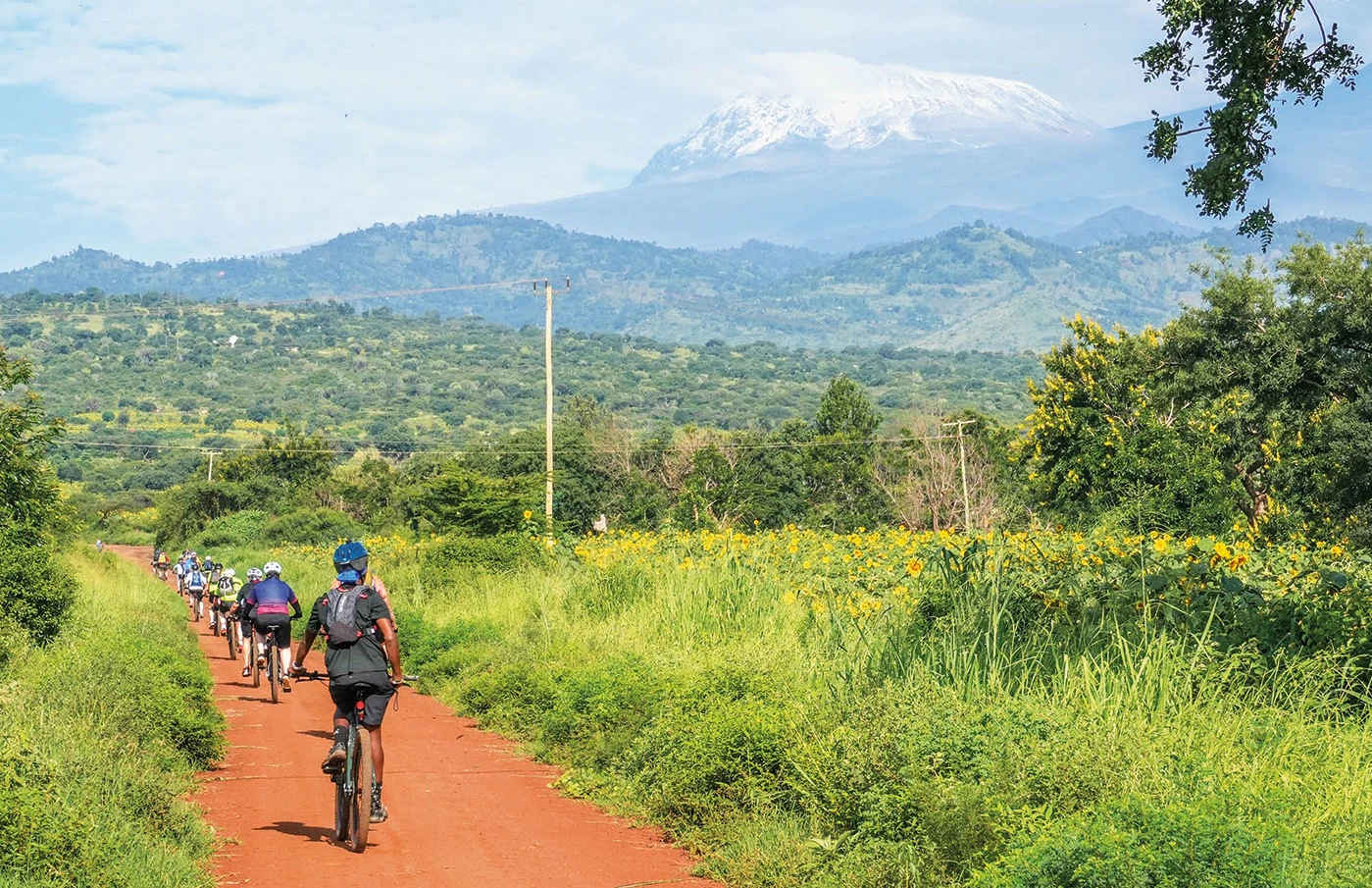 Das gibt es nur in Tansania: Radfahren mit Blick auf den höchsten Berg ­Afrikas<br><span class="image-copyright">Eckehard Wolf (6)</span>